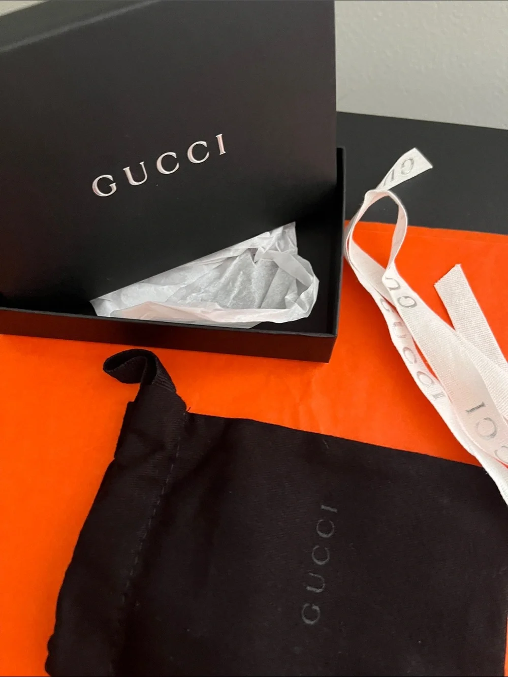 Gucci compact pouch